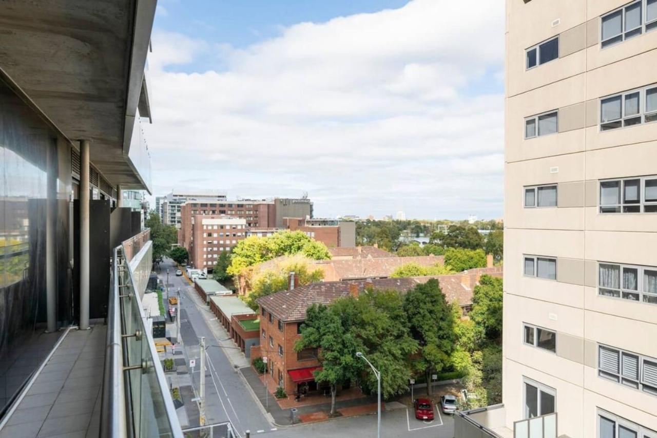 'The Albert' Where The City Meets St Kilda Melbourne City Exterior foto